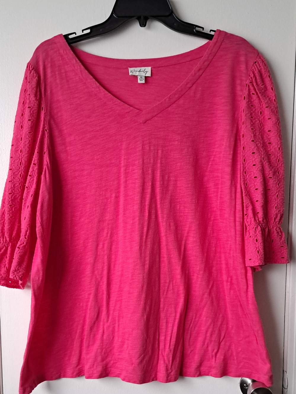 Wonderly Hot Pink V-Neck Eyelet Sleeve Tunic Top XL